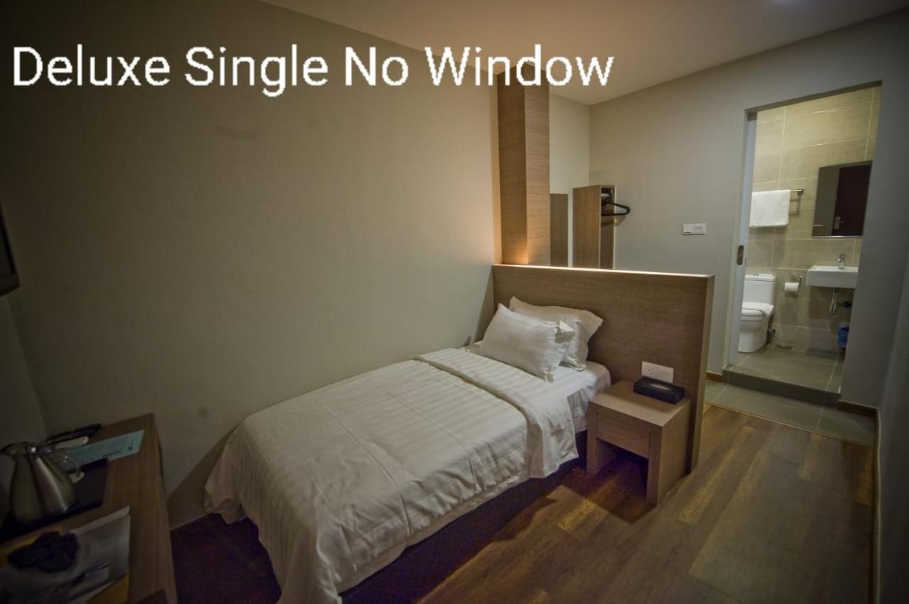 Riverside Boutique Hotel Kuantan Ngoại thất bức ảnh