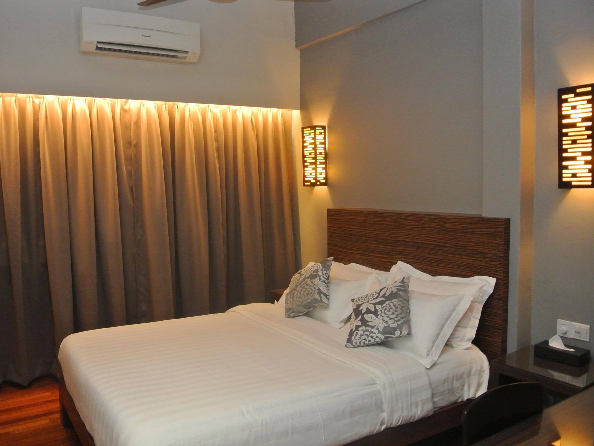 Riverside Boutique Hotel Kuantan Ngoại thất bức ảnh